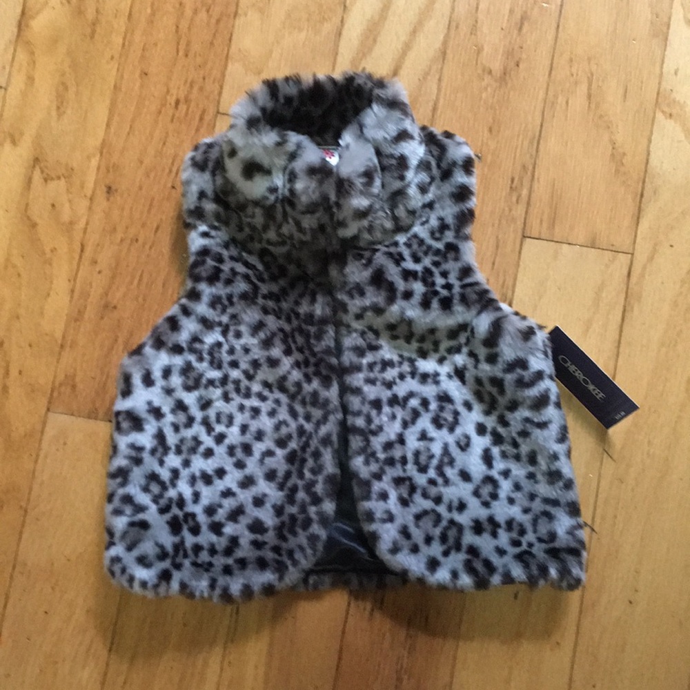 Little girls gray leopard vest